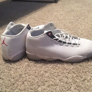 Jordan Basketball Athletic Shoes | Horizon Low